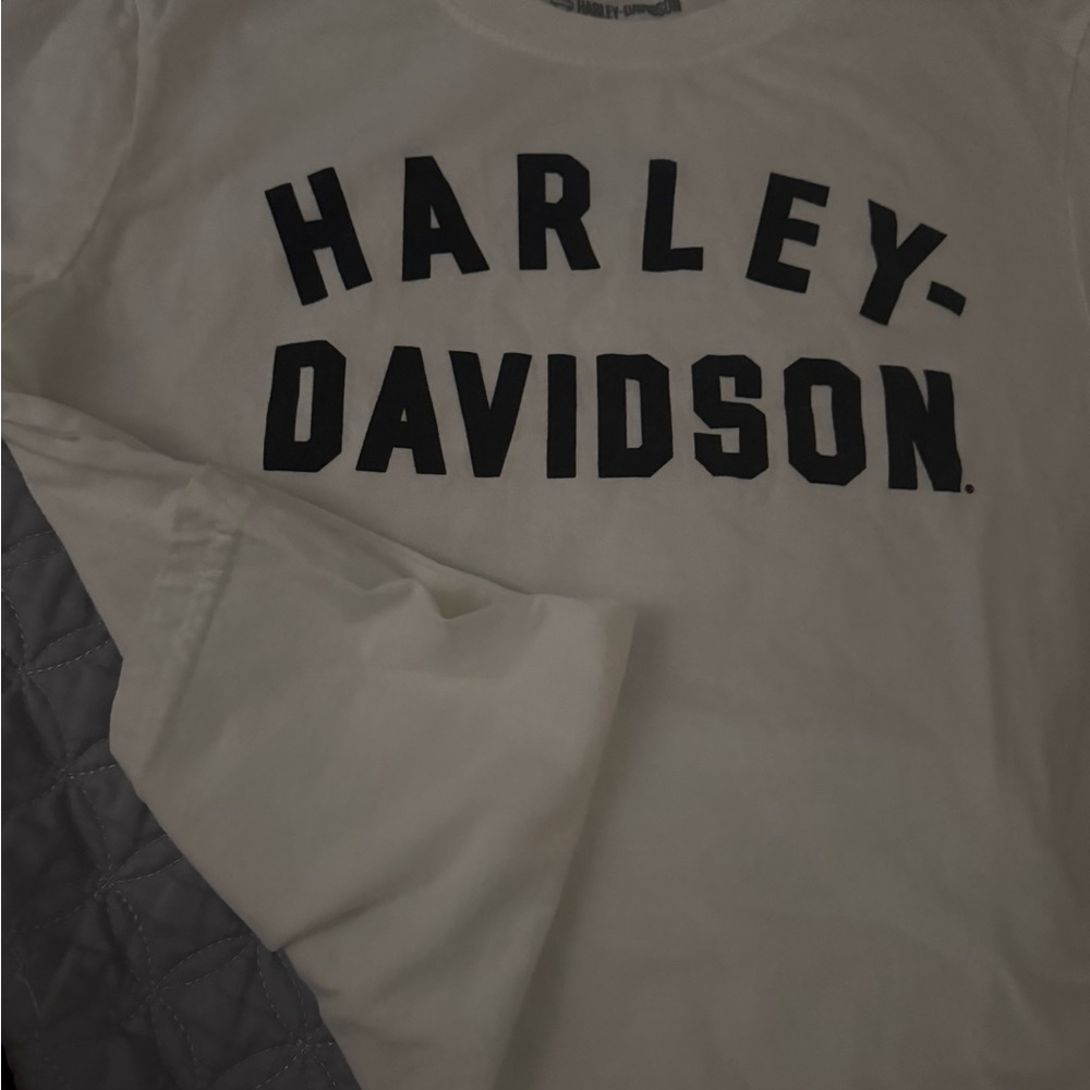 New Harley-Davidson White Short Sleeve Shirt with Black Chest Logo